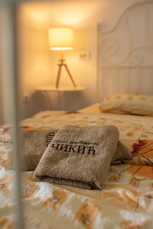 Domacinstvo Cikic Zasavica Guest House Ngoại thất bức ảnh